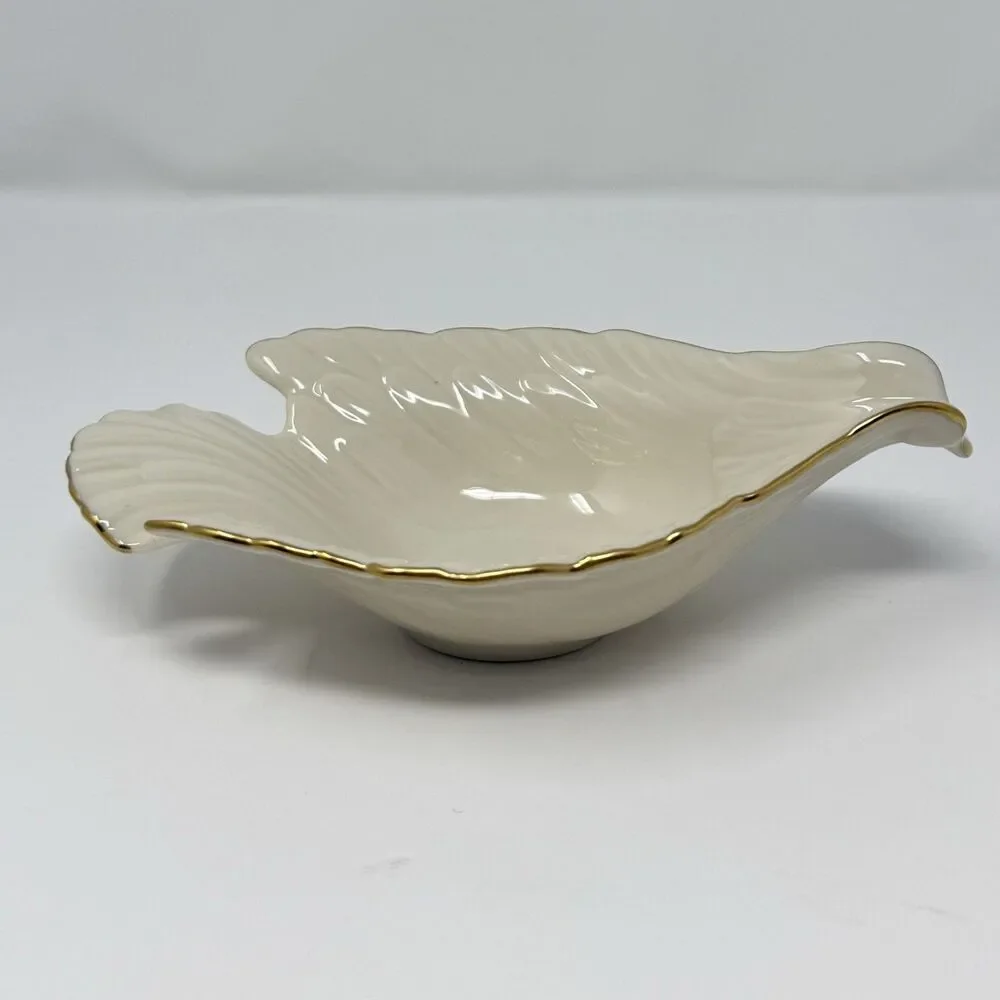 Vintage LENOX China Peace Dove Dish Ivory Bowl Creme 24k Gold Trim Made in USA